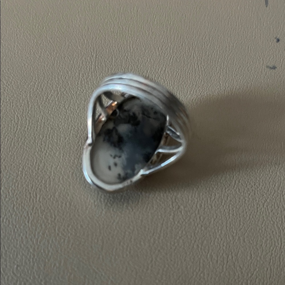 Silver dendritic opal ring. - Picture 3 of 4